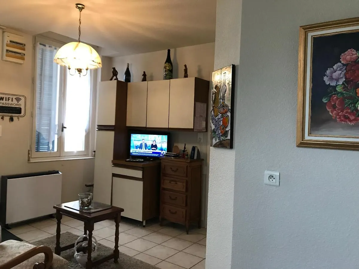 L'Etape, Appartement Pres Voie Verte, Randonnees Pouilly-sous-Charlieu Apartment